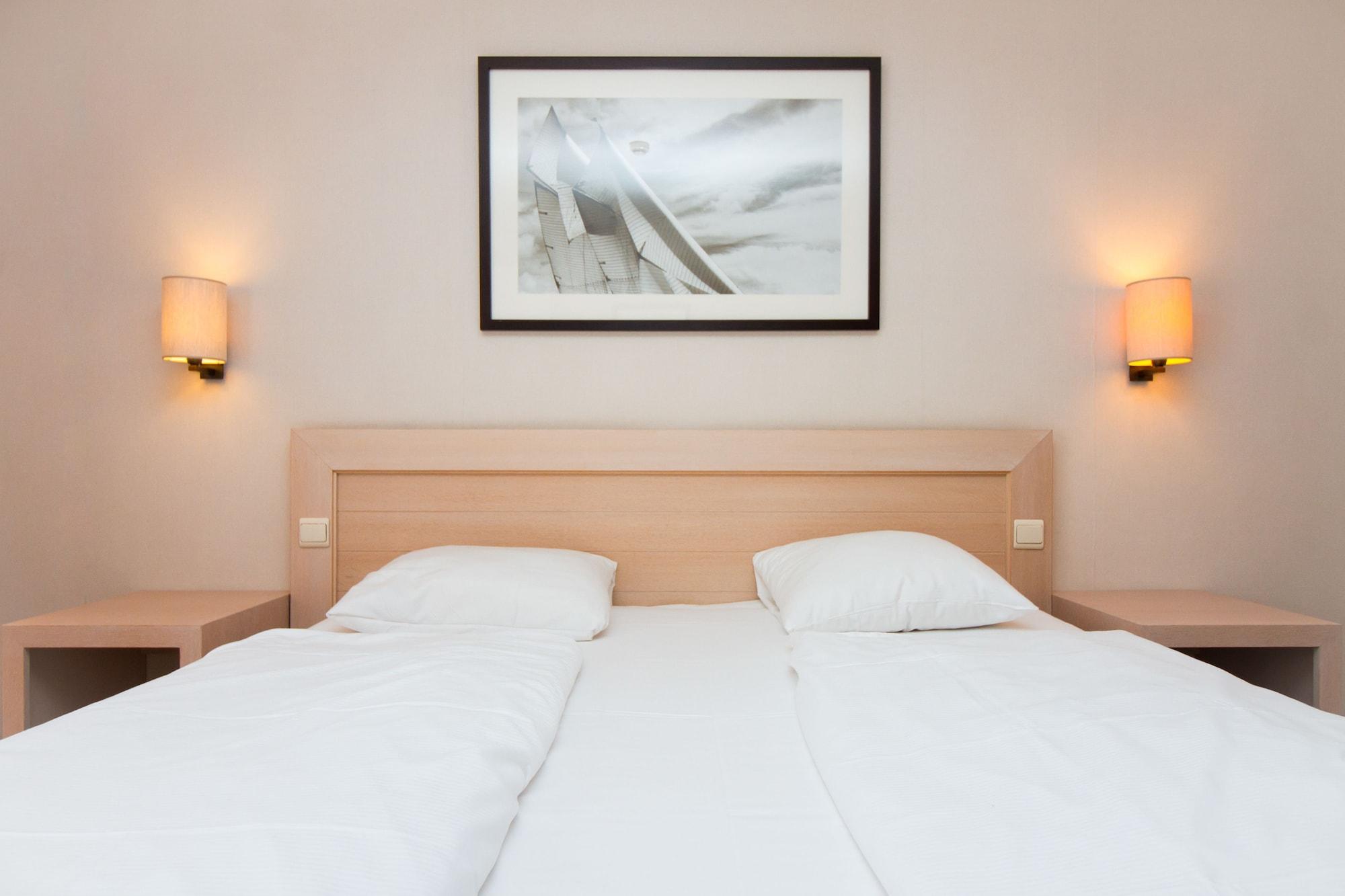 Hotel Aazaert By Wp Hotels Бланкенберге Екстериор снимка