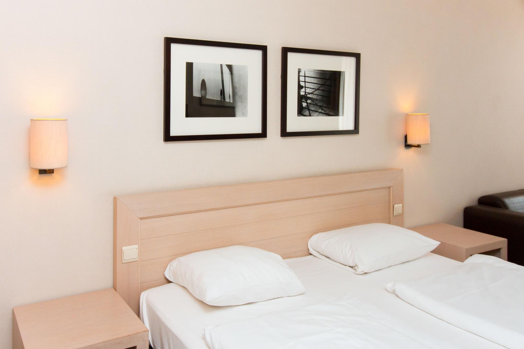 Hotel Aazaert By Wp Hotels Бланкенберге Екстериор снимка