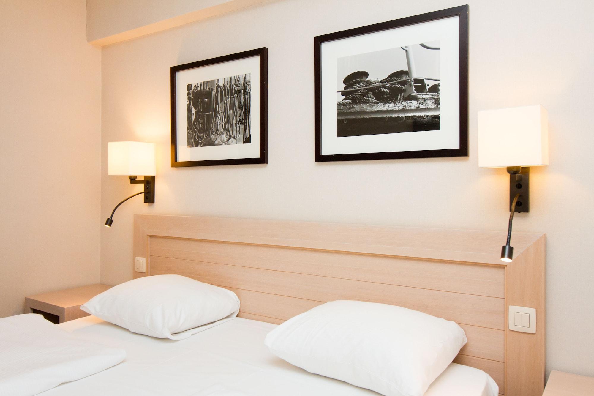 Hotel Aazaert By Wp Hotels Бланкенберге Екстериор снимка