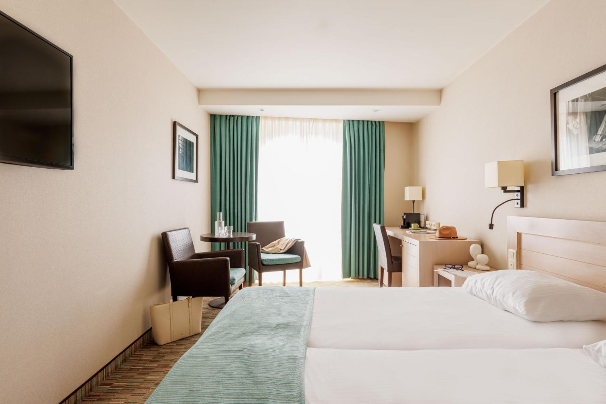 Hotel Aazaert By Wp Hotels Бланкенберге Екстериор снимка